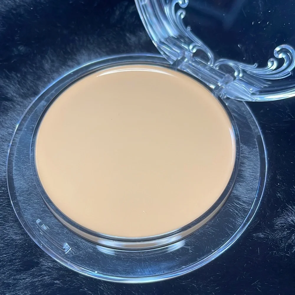 KVD Good Apple Medium 045 Skin-Perfecting Hydrating Foundation Balm